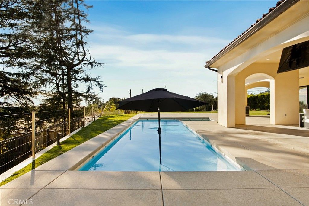 Image 37 of property listing at 2499 Sierra, Upland, CA 91784