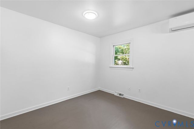 2800 Lauradale Ln, Richmond, VA 23234