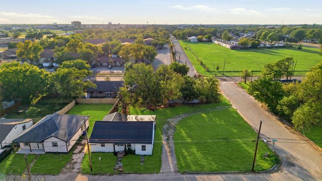 4302 Roberts Street, Greenville, TX 75401