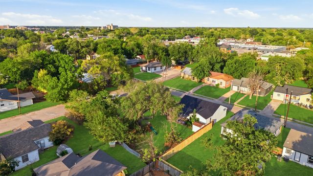 4302 Roberts Street, Greenville, TX 75401