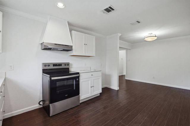 4302 Roberts Street, Greenville, TX 75401