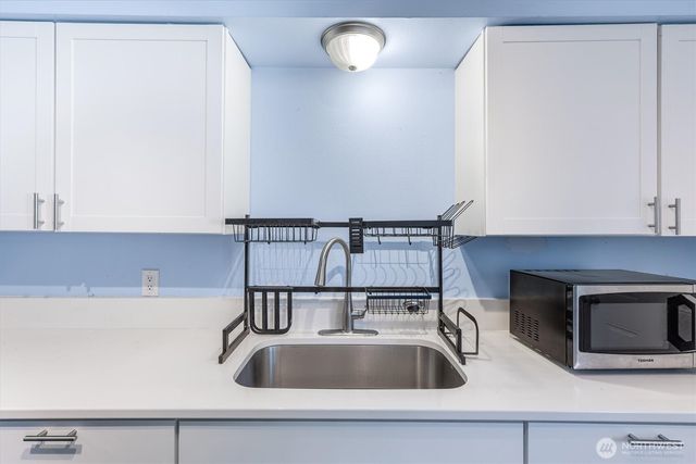 1111 N 4th Avenue, Kelso, WA 98626