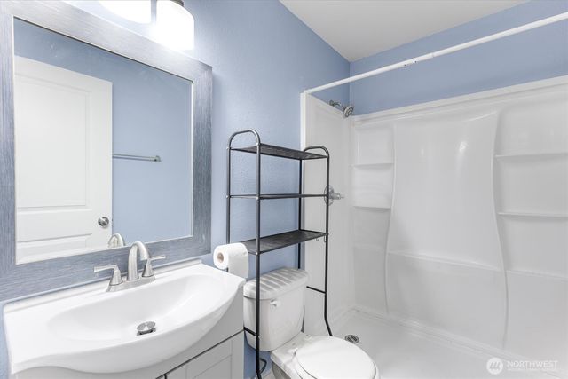 1111 N 4th Avenue, Kelso, WA 98626