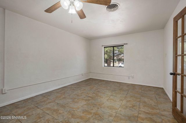 2030 Chilton Drive, Las Cruces, NM 88001
