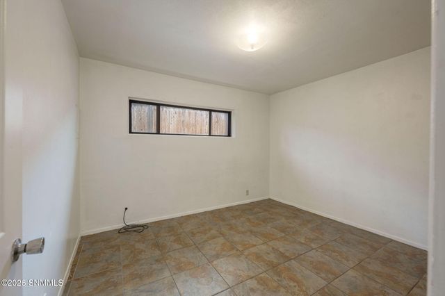 2030 Chilton Drive, Las Cruces, NM 88001