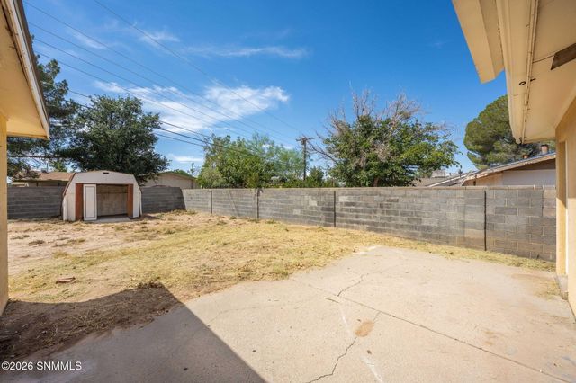 2030 Chilton Drive, Las Cruces, NM 88001