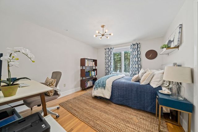 9 Mast Hill, Hingham, MA 02043