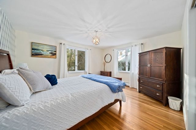 9 Mast Hill, Hingham, MA 02043