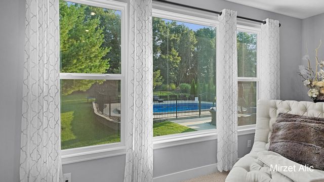 5220 Canyon River Drive NE, Ada, MI 49301