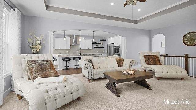 5220 Canyon River Drive NE, Ada, MI 49301