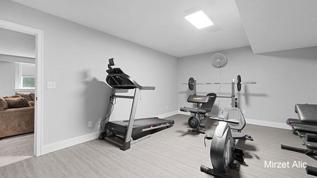 5220 Canyon River Drive NE, Ada, MI 49301