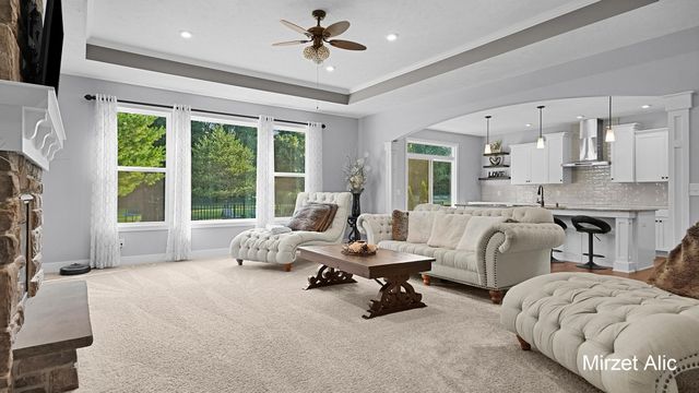 5220 Canyon River Drive NE, Ada, MI 49301