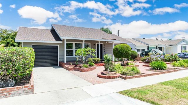5449 E Fairbrook, Long Beach, CA 90815
