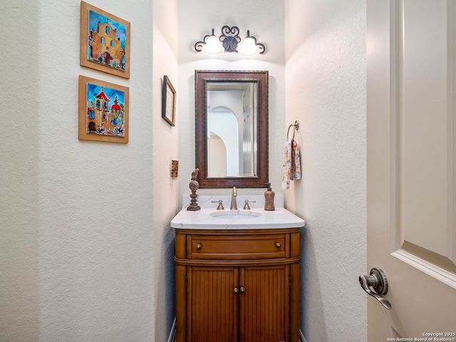 14402 Contour Place, Helotes, TX 78023