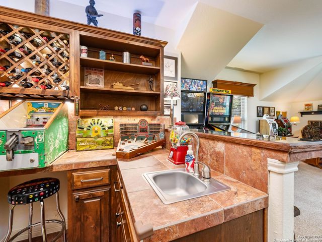 14402 Contour Place, Helotes, TX 78023