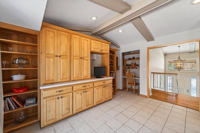 16780 Jeffrey Avenue N, Hugo, MN 55038