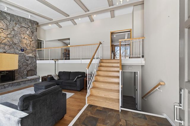 16780 Jeffrey Avenue N, Hugo, MN 55038