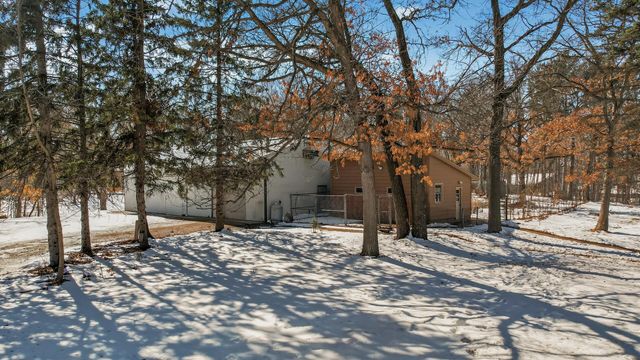 16780 Jeffrey Avenue N, Hugo, MN 55038