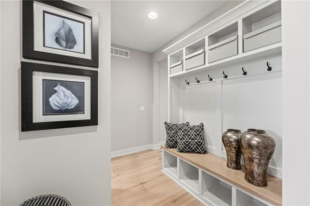 17601 Knox Street, Overland Park, KS 66221