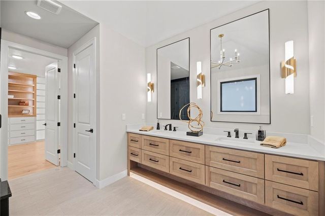 17601 Knox Street, Overland Park, KS 66221
