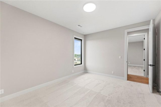17601 Knox Street, Overland Park, KS 66221