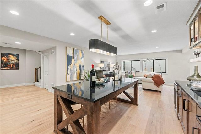 17601 Knox Street, Overland Park, KS 66221