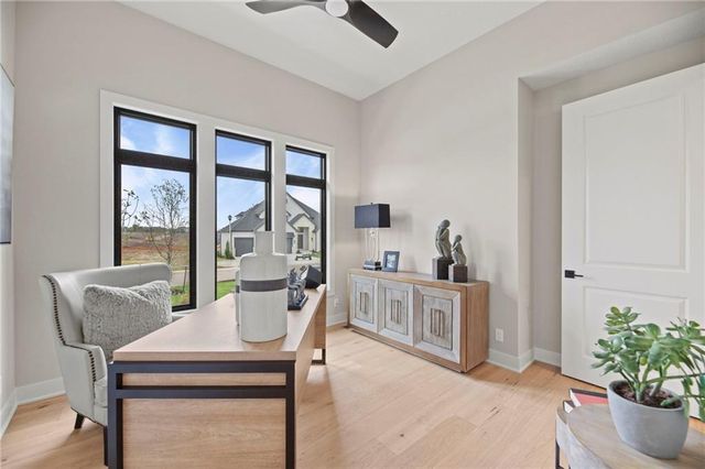 17601 Knox Street, Overland Park, KS 66221