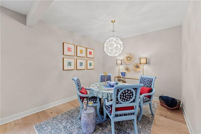 17601 Knox Street, Overland Park, KS 66221