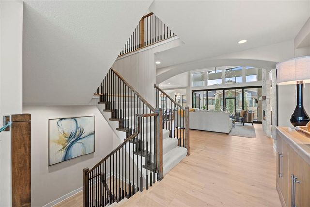 17601 Knox Street, Overland Park, KS 66221
