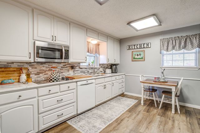 1001 Greenbriar Drive, Joshua, TX 76058