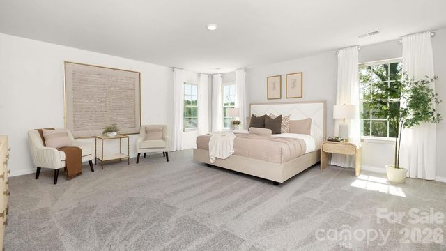 623 Country Oak Drive, Asheville, NC 28804