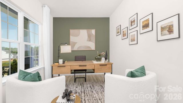 623 Country Oak Drive, Asheville, NC 28804