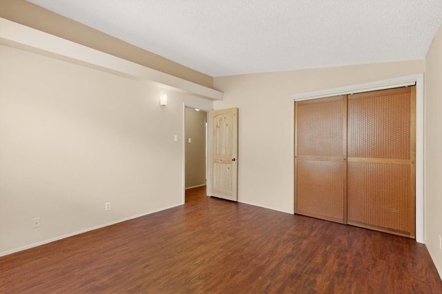 1128 Glorieta Street NE, Albuquerque, NM 87112