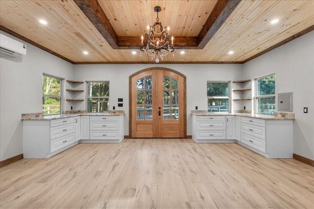 7306 Live Oak Circle, Alvin, TX 77511