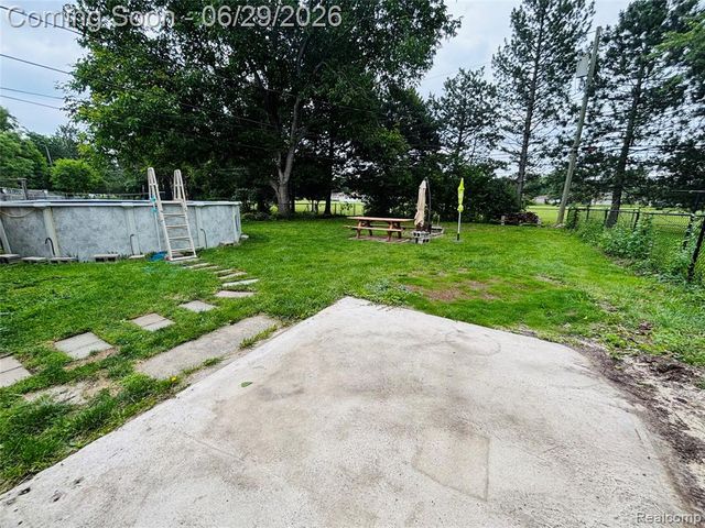 25562 Masch Avenue, Warren, MI 48091