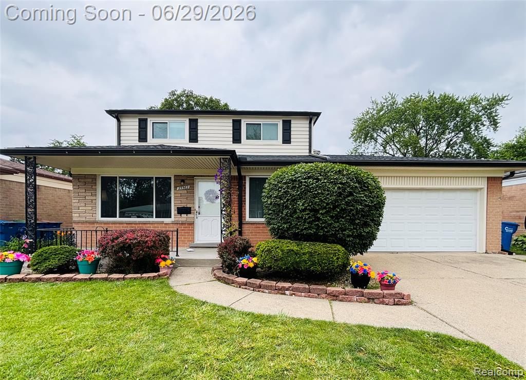 25562 Masch Avenue, Warren, MI 48091