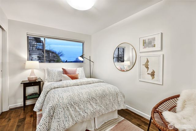 7710 57th Avenue NE, Seattle, WA 98115