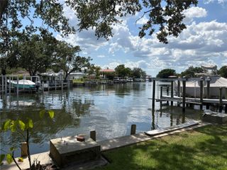 418 BLANCA AVENUE, Tampa, FL 33606