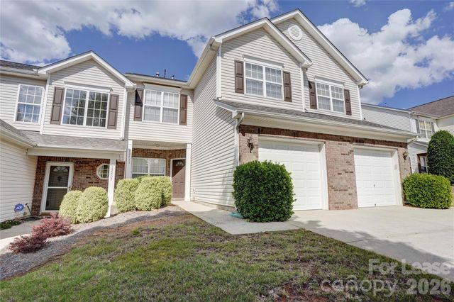 12411 Stratfield Place Circle, Pineville, NC 28134