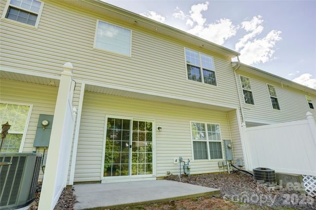 12411 Stratfield Place Circle, Pineville, NC 28134