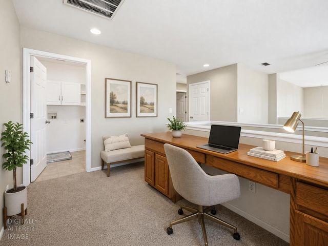 5560 Lackland Way, Sacramento, CA 95835