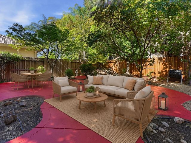 5560 Lackland Way, Sacramento, CA 95835