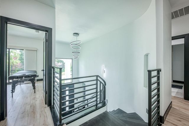 1292 E Valley Forge Drive, Fresno, CA 93720