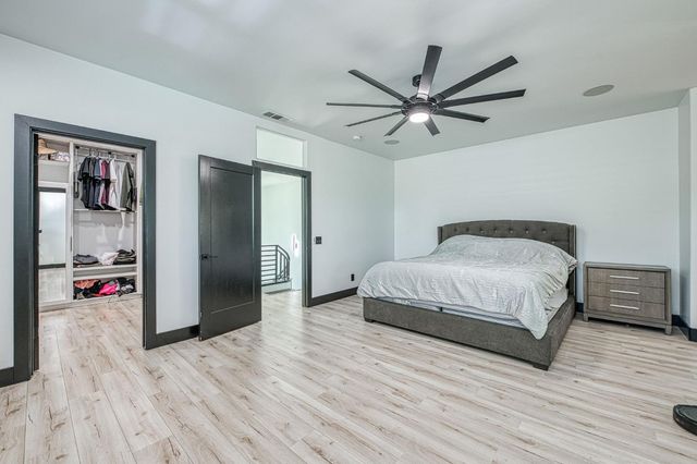 1292 E Valley Forge Drive, Fresno, CA 93720