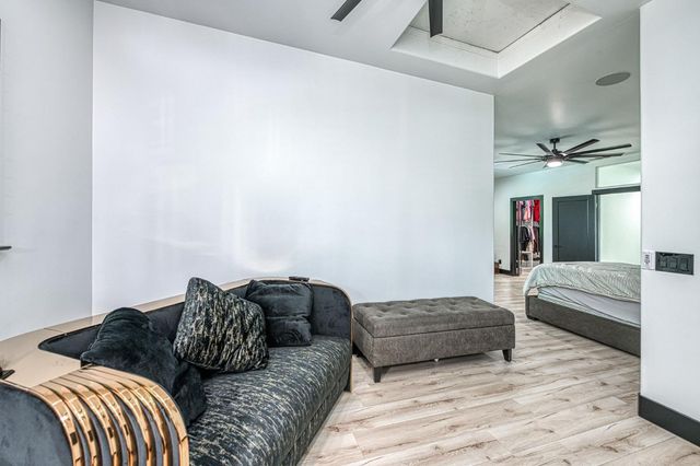 1292 E Valley Forge Drive, Fresno, CA 93720