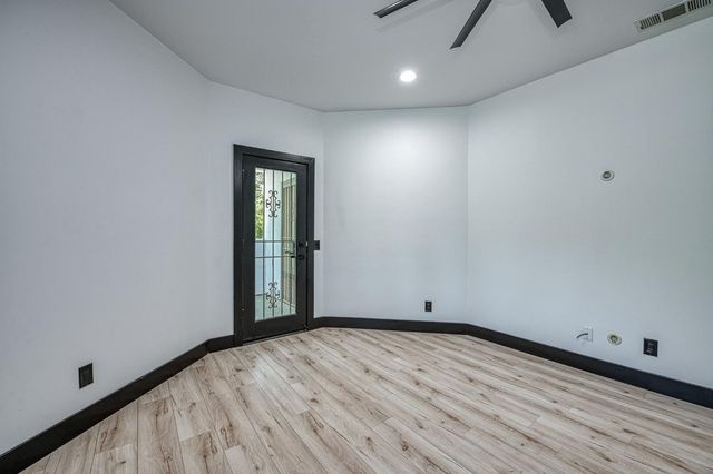 1292 E Valley Forge Drive, Fresno, CA 93720