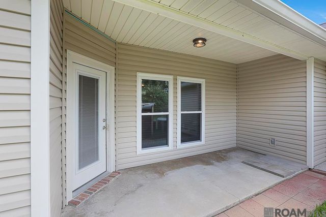 38199 Willow Lake East, Prairieville, LA 70769