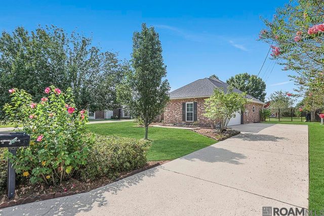38199 Willow Lake East, Prairieville, LA 70769