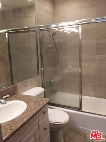 12205 GORHAM Avenue 12, Los Angeles, CA 90049