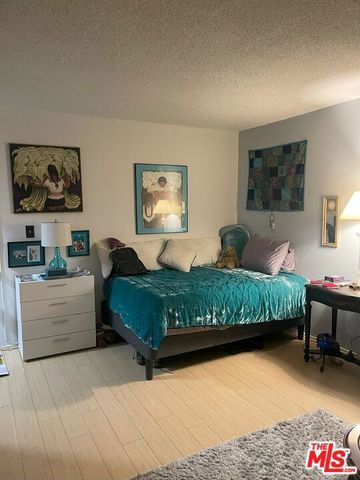 12205 GORHAM Avenue 12, Los Angeles, CA 90049